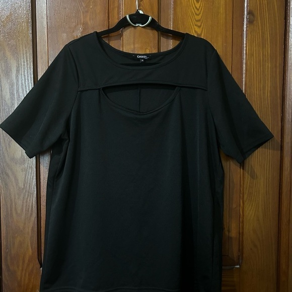2X - George Keyhole Blouse - Picture 6 of 6